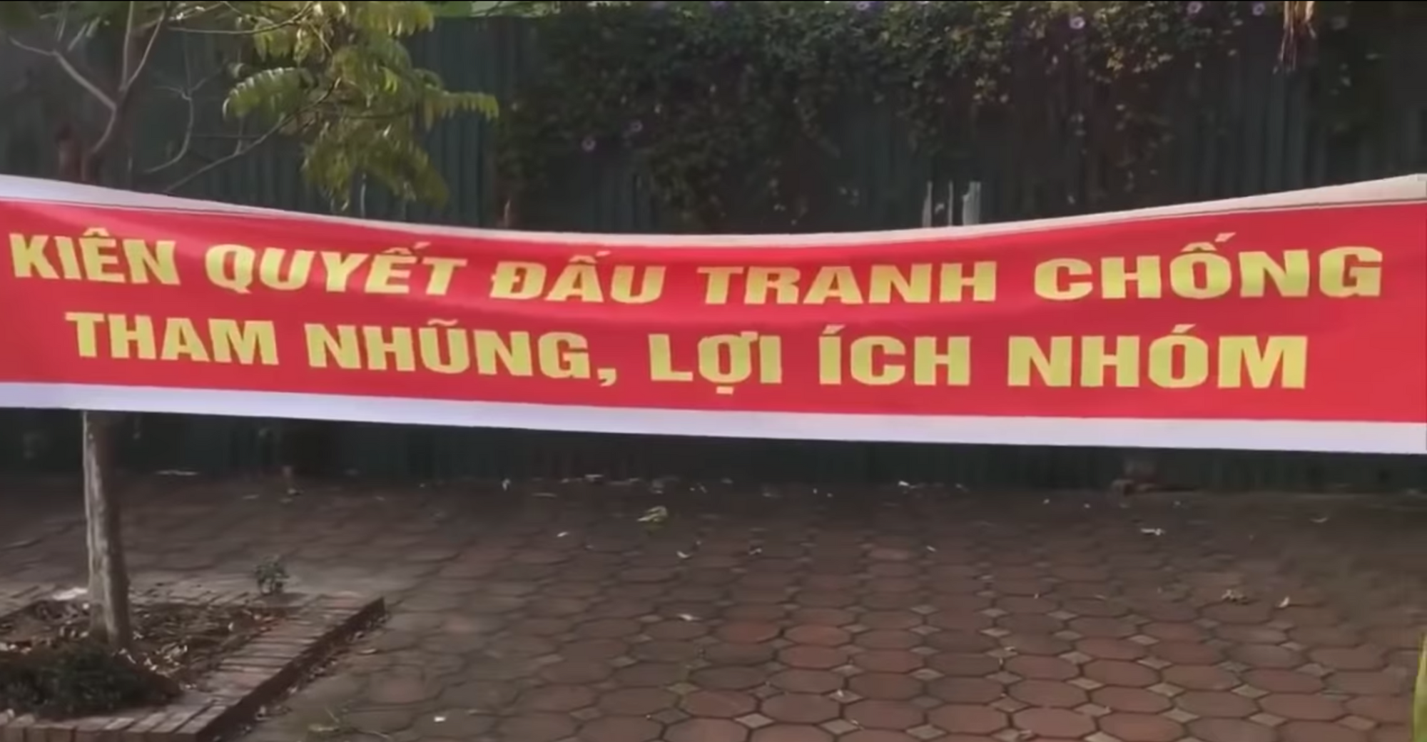 Land Dispute in Hanoi Prompted Police Officers To Protest, Is That Illegal?